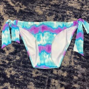 MIX AND MATCH: Bikini Bottoms